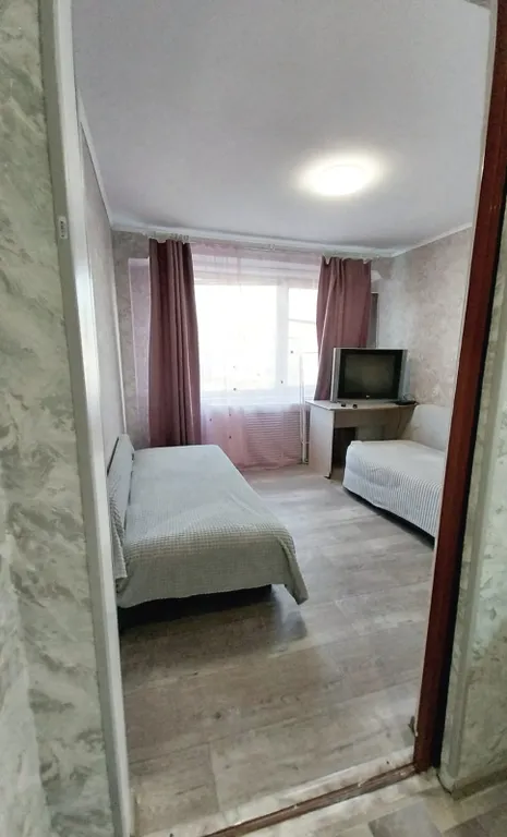 Трёхкомнатная квартира в районе горпарка и ФОК