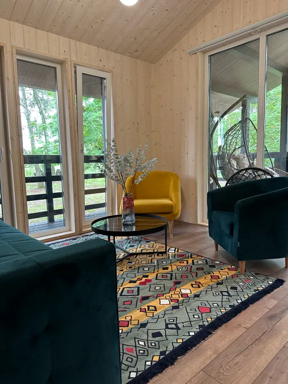 Стильный дом с панорамными окнами