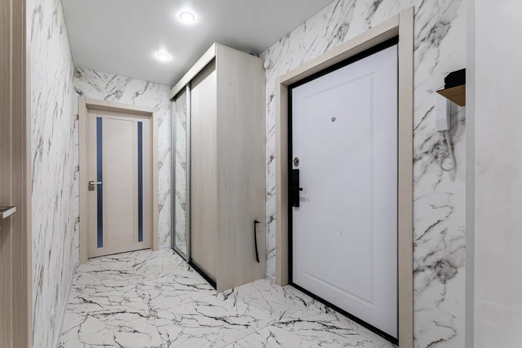 Двухкомнатная квартира на 8 спальных мест у аэропорта