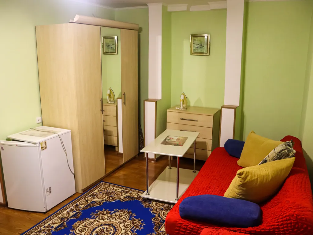 Уютный номер с собственной кухней рядом с морем