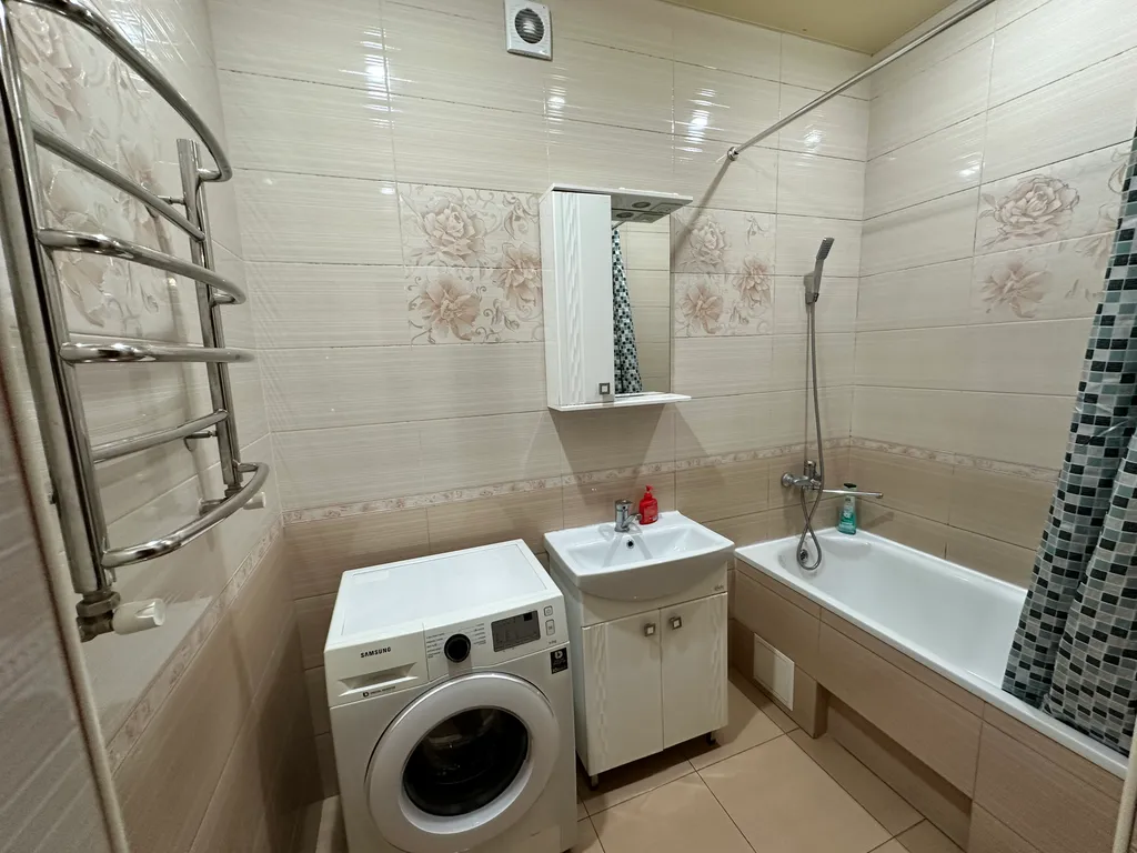 Квартира в центре напротив танка