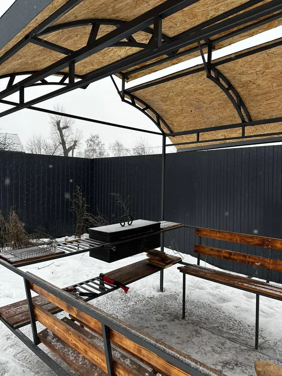 Дом в черте города