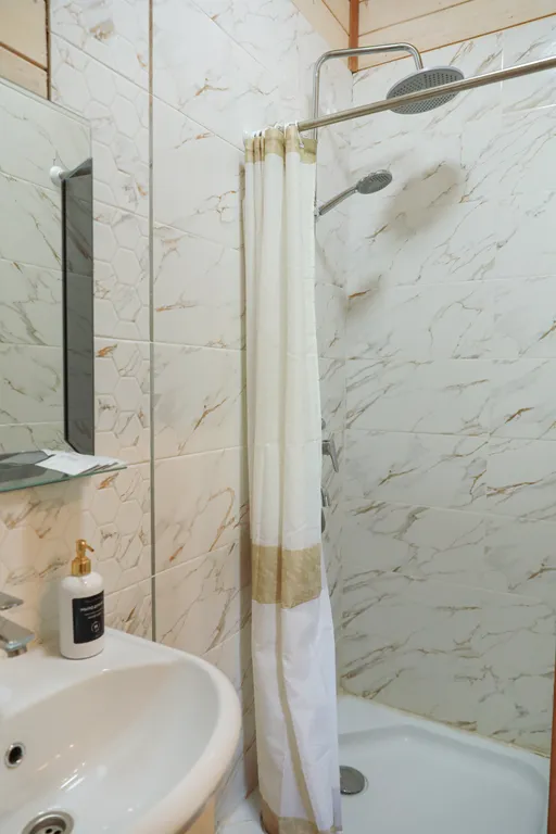 Уютный дом с видом на горы