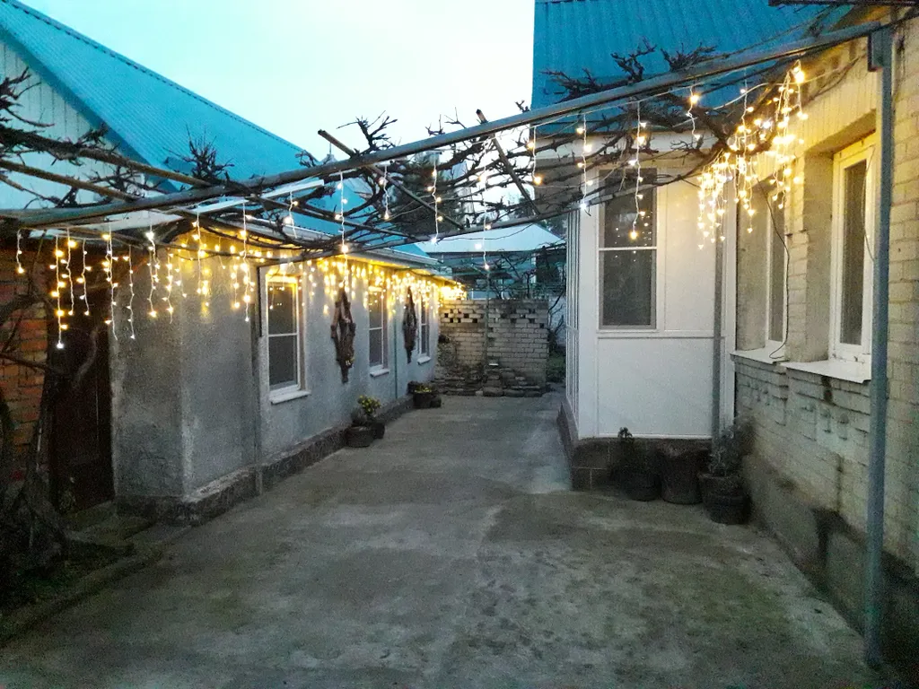 Домик крошка в три окошка