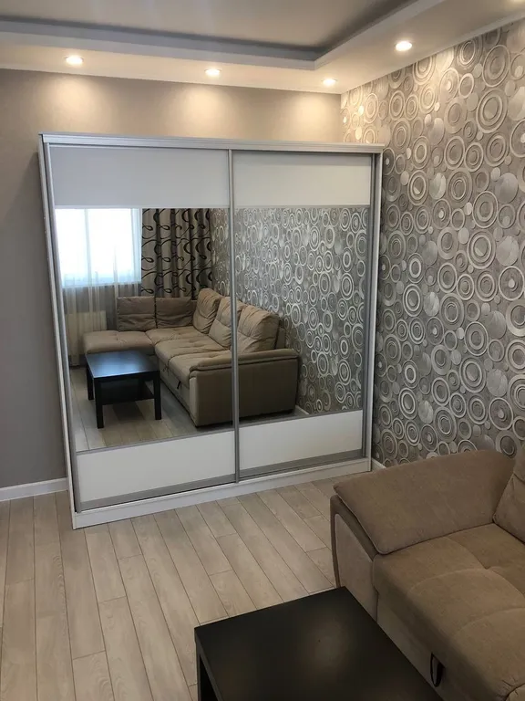 Новая квартира с дизайнерским ремонтом в центре города