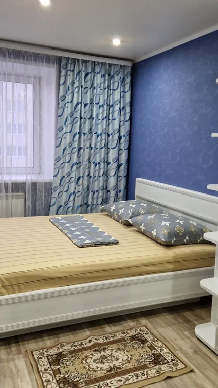 Просторная и уютная двухкомнатная квартира в новом доме — аренда посуточно в Барнаул