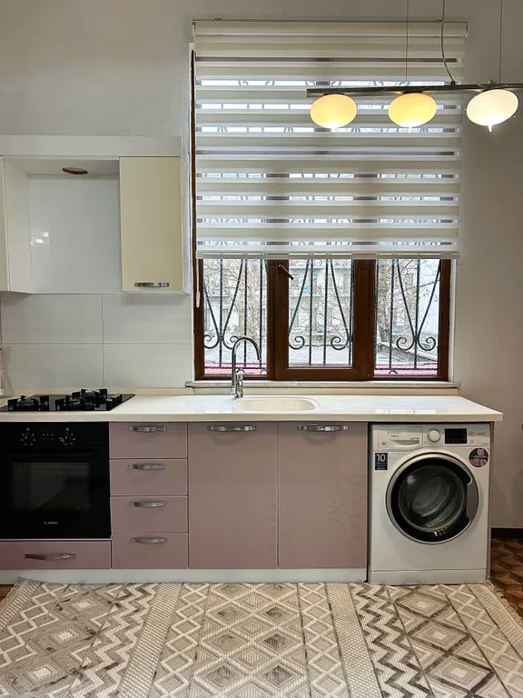 Просторная квартира напротив бульвара