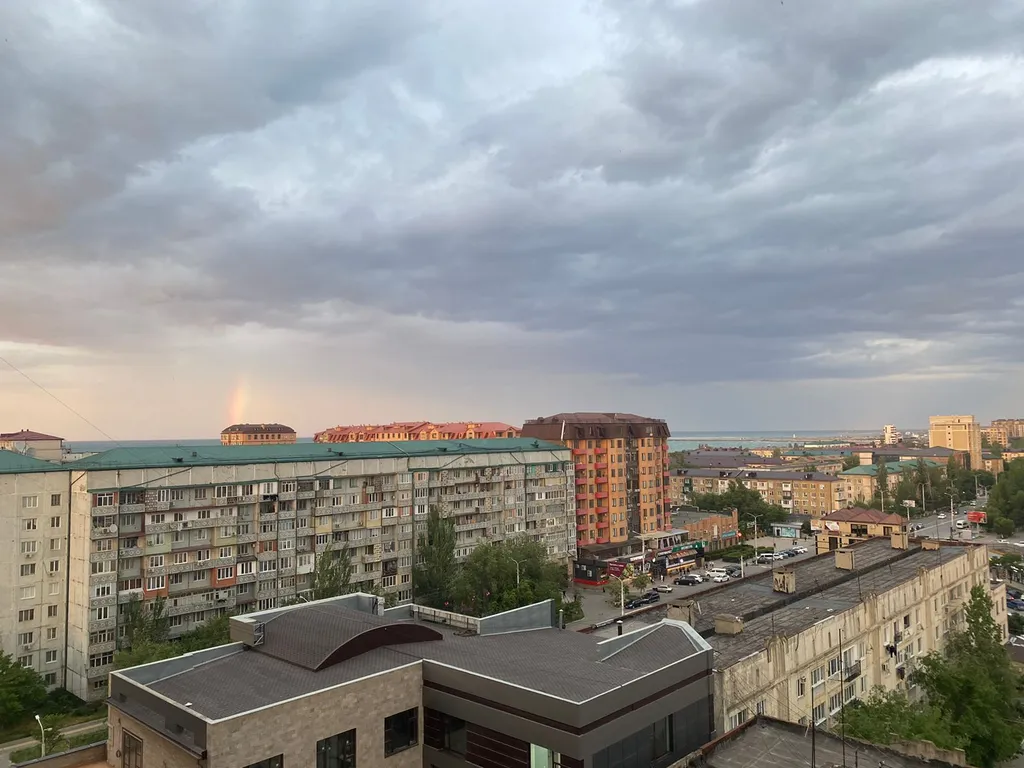 Уютная светлая квартира у моря с красивым видом из окон