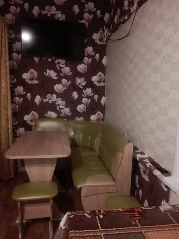 2-х комнатная квартира со всеми удобствами в г. Алупке — аренда посуточно в Алупка