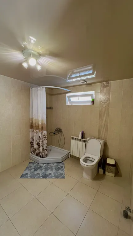 Шикарный дом в центре города с баней и бассейном