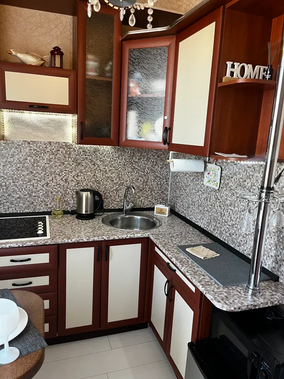 Уютная квартира на набережной с красивым видом из окна