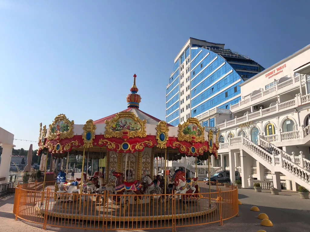 Апартаменты в центре с видом на Севастопольскую бухту