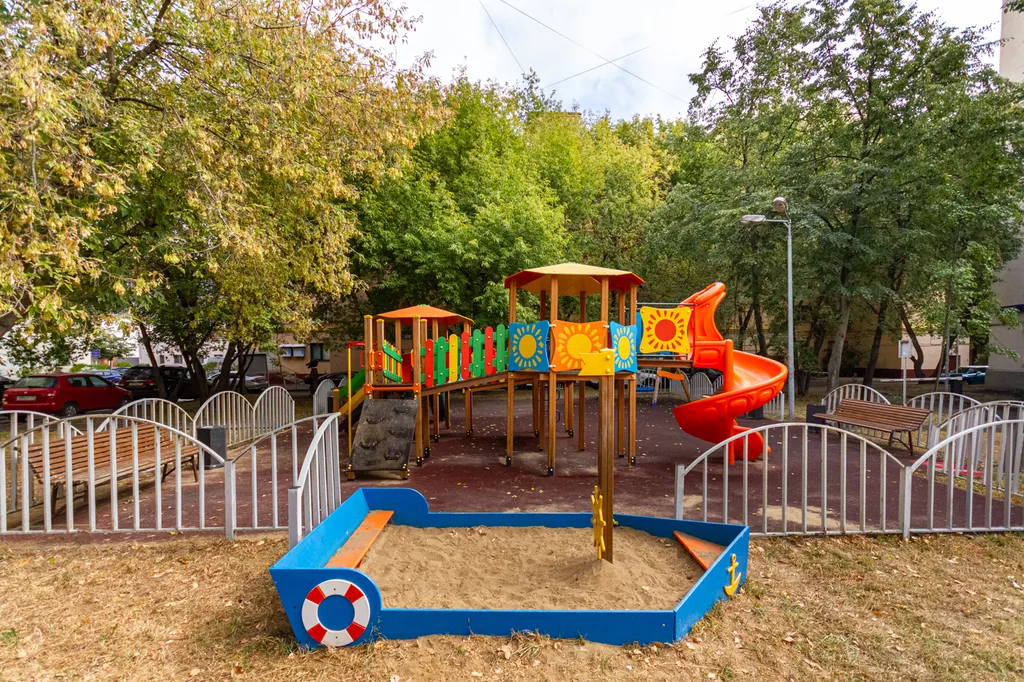Уютная квартира рядом с Шуховской башней