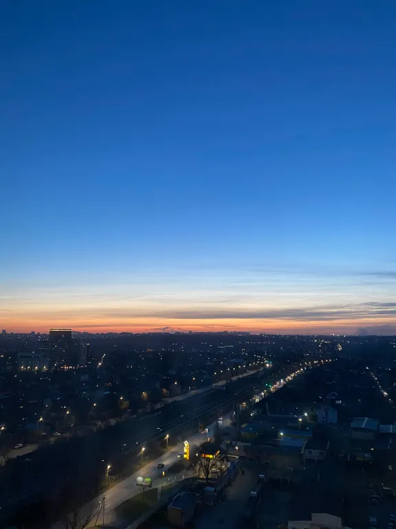 Скандинавская квартира с панорамным видом на город