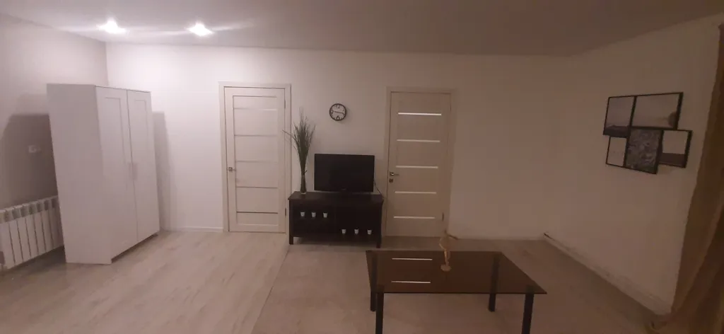 Дом в деревне с баней