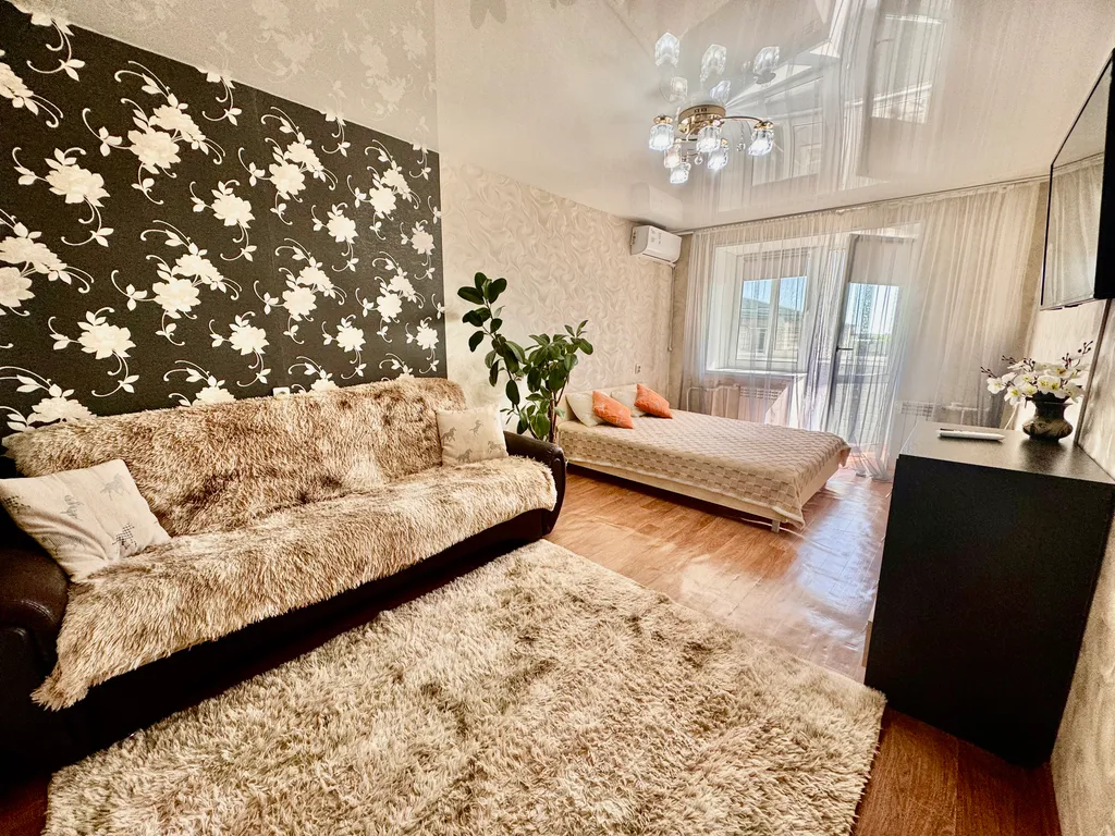 Уютная светлая, теплая квартира в центре города Уссурийска