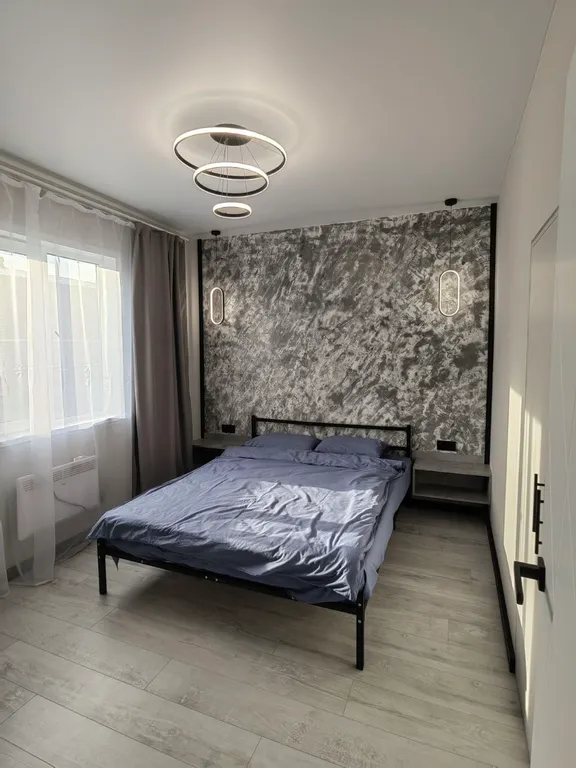 Новый год свободен