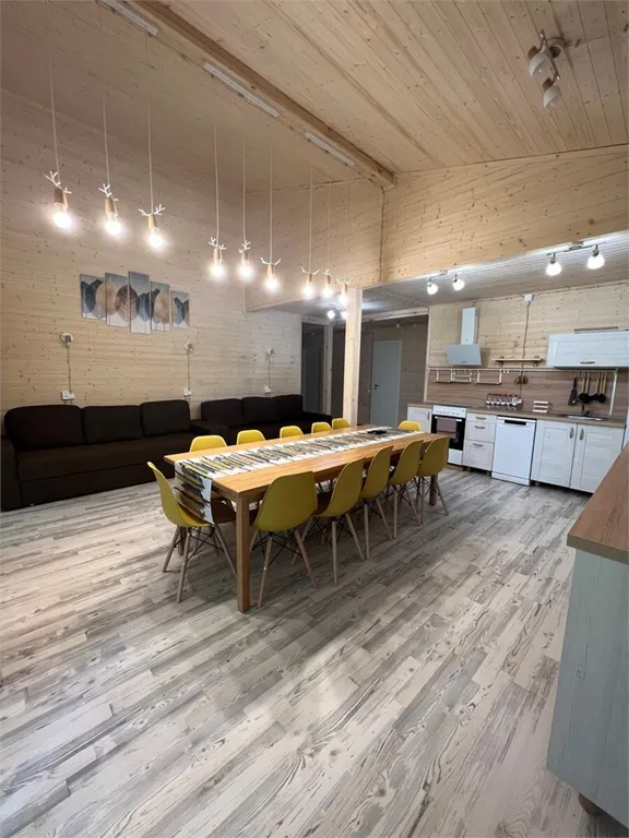 4-комнатный Дом