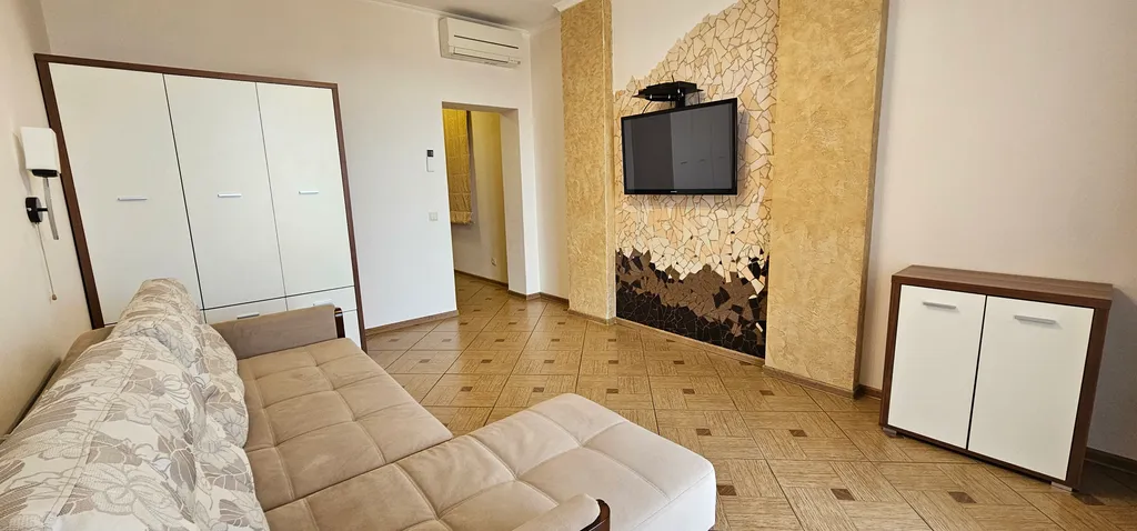 Апартамент с одной спальней и гостиной