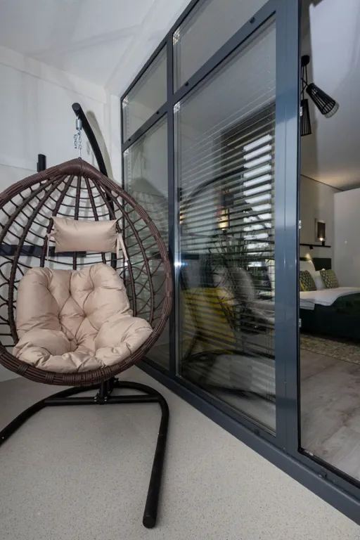 К. Малевич люксовый апартамент с выходом к Морю