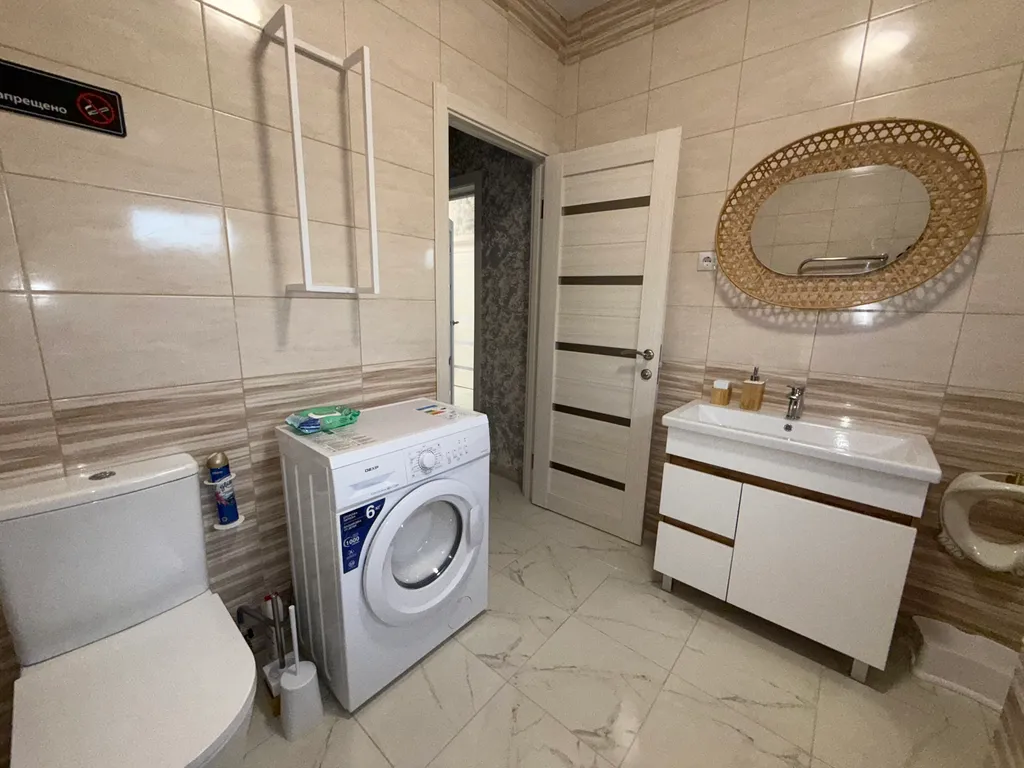 Коттедж Дом с горячим бассейном и баней на дровах — Елизаветинская