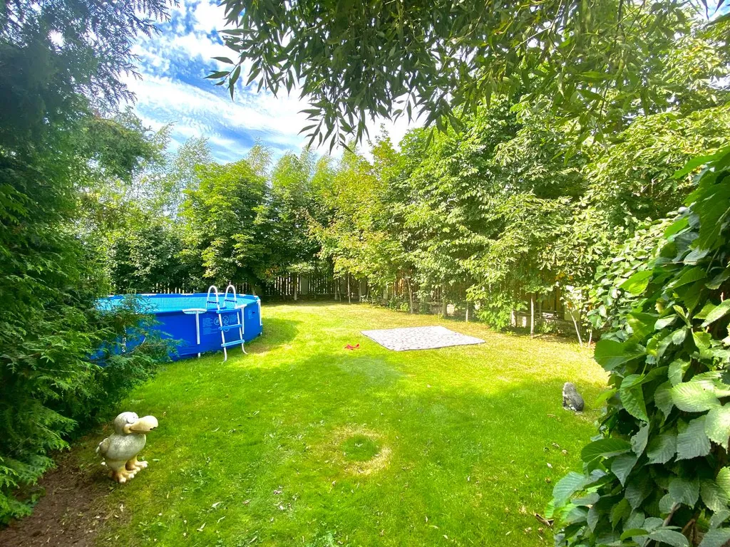 Коттедж Домик с теплым бaссейном и баней — Малые Горки