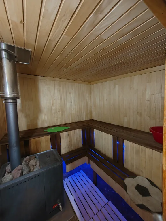 Комплекс с баней из бруса на берегу моря