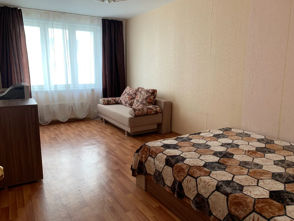 Квартира Квартира на 14 этаже, неподалеку от ТРЦ Red Sail — Красноярск