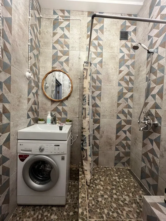 2-комнатная квартира с авторским ремонтом в историческом центре города