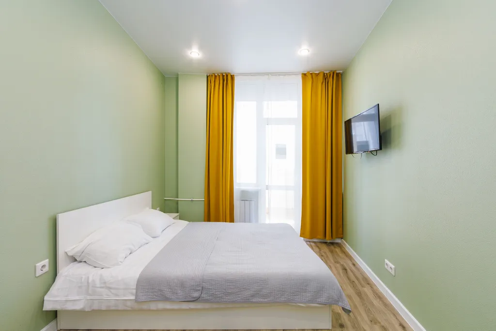 Квартира Квартира Апартамент, три изолированные спальни и кухня-гостиная — Екатеринбург