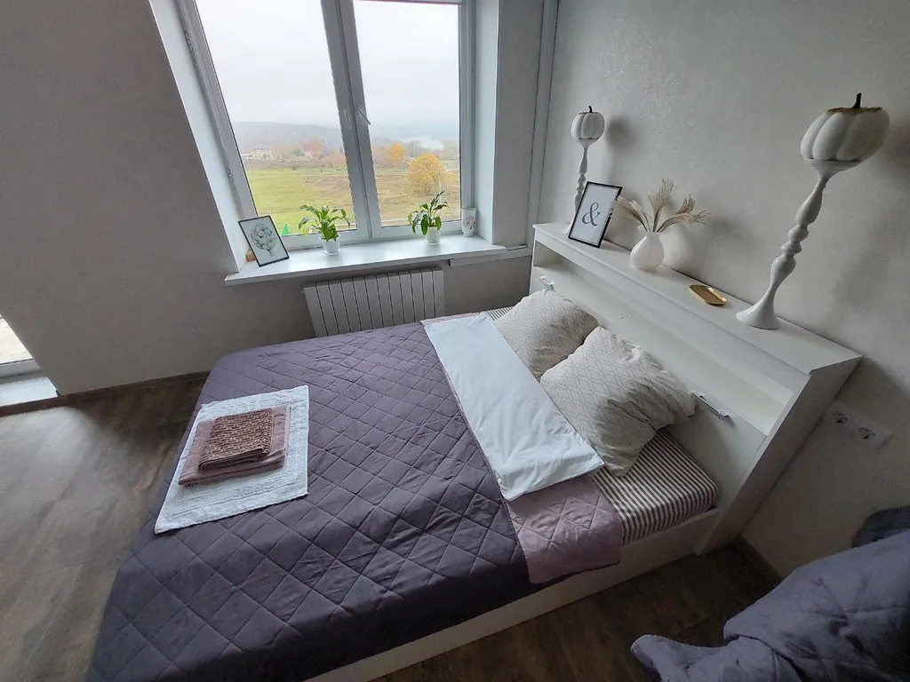 Студия "Ультрамарин" с шикарным видом на реку