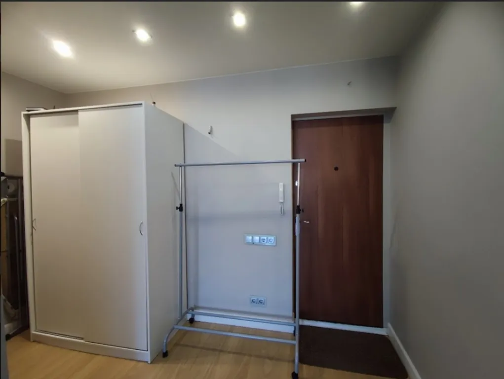 Студия возле Театра оперы и балета