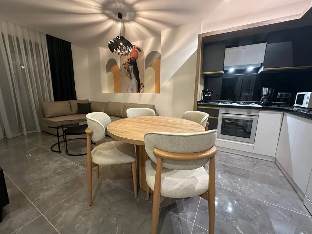 Новые стильные апартаменты в современном комплексе