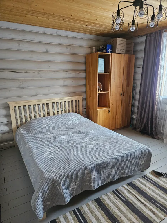 Дом на берегу озера