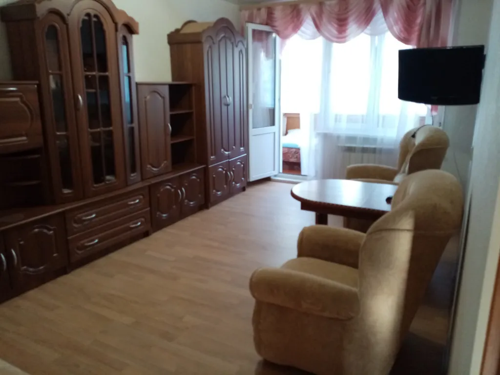 2-комнатная Квартира — аренда посуточно в Алушта