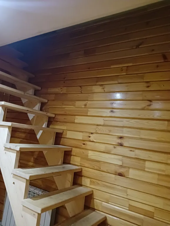 домик рядом с Троице-Гледнским монастырем На Родине Деда Мороза