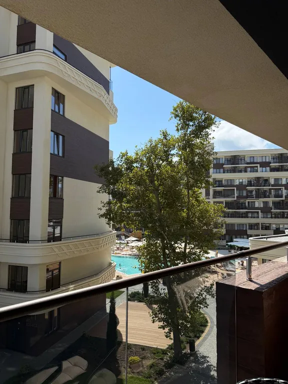 Апартаменты с видом на море и бассейн