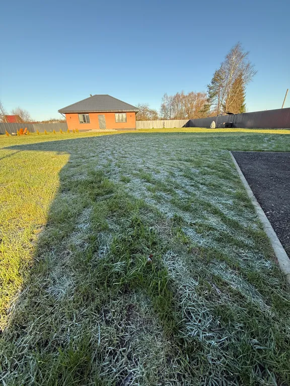 Современный коттедж в пригороде с баней и горячим чаном