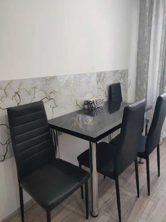 Просторная квартира рядом с Патриотом