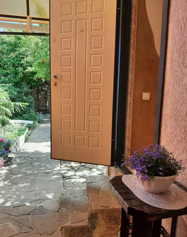 Коттедж Уютный домик с беседкой в центре — Севастополь