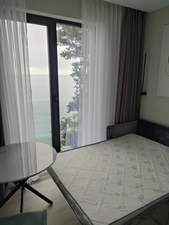 Апартамент с самым красивым прямым видом на море, двухкомнатный