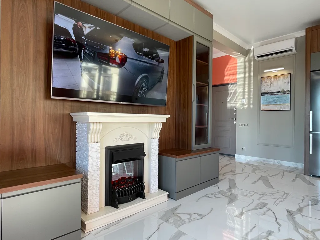 3-комнатная квартира рядом с морем, панорамные окна с видом на море