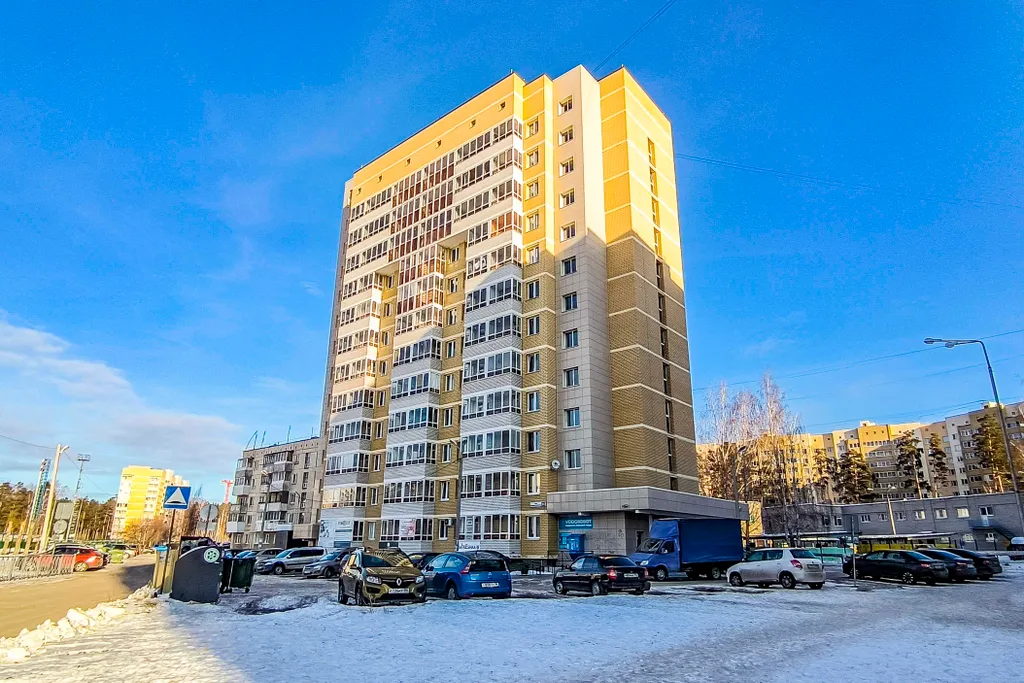 Квартира-студия с балконом для командированных и отдыха