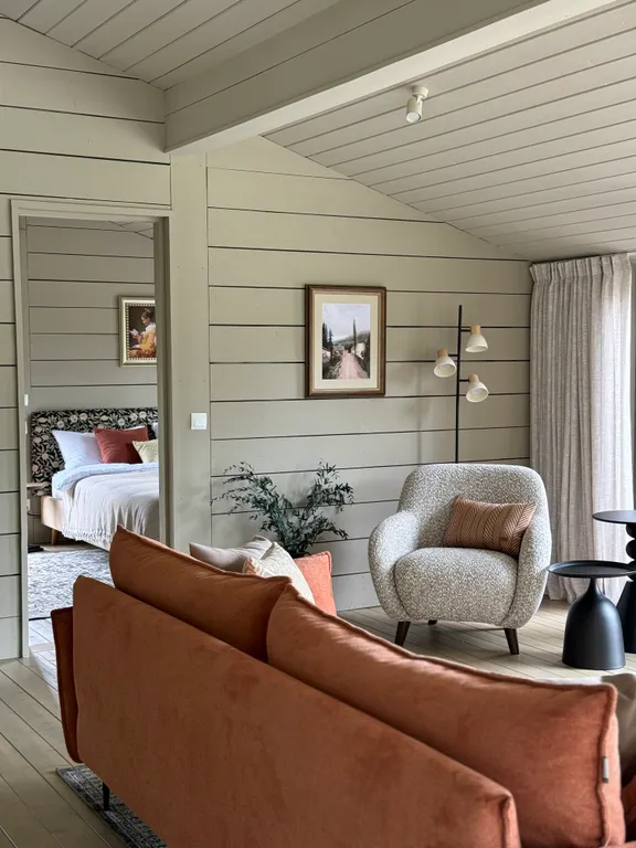 Уютный загородный дом в тишине