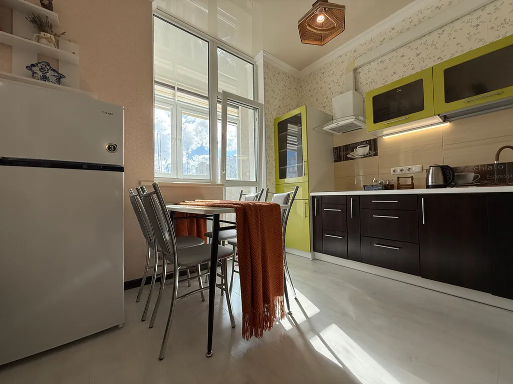 Студия рядом Парк Победы Херсонес не берем оплату за уборку