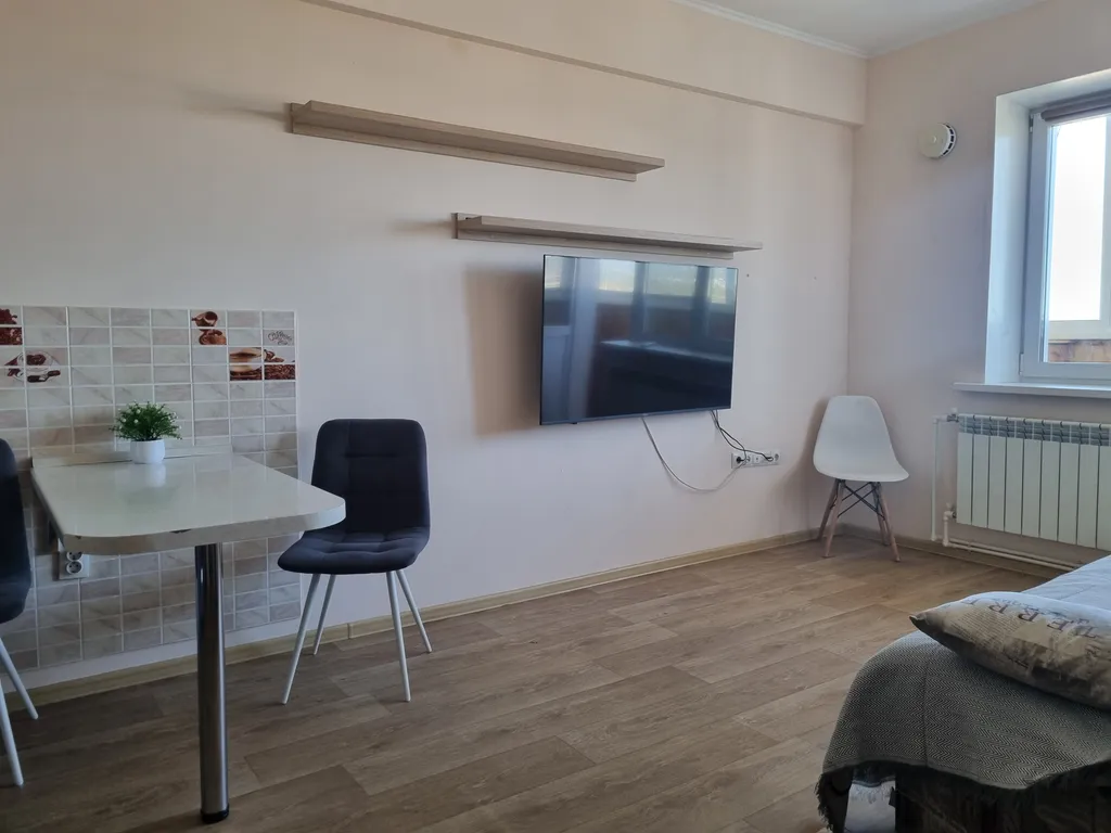 Уютная евродвушка рядом с Пиплс парком