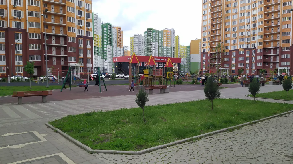 Квартира Квартира Евродвушка с кроваткой для ребенка рядом с РТК — Ростов-на-Дону