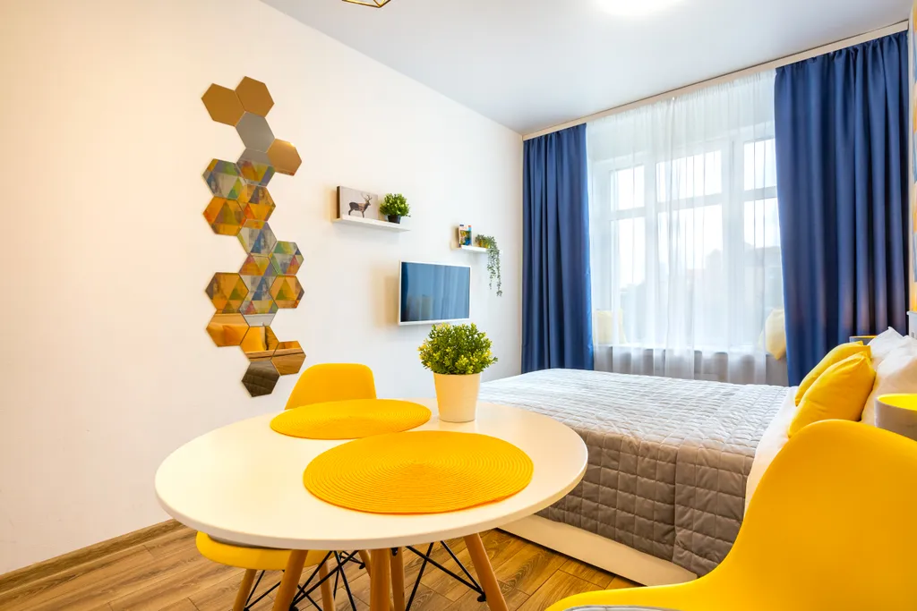 Апартаменты Riverside с панорамным окном в центре