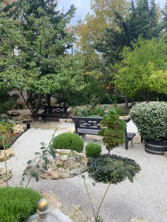 Аквамарин недалеко от моря с бассейном и банями