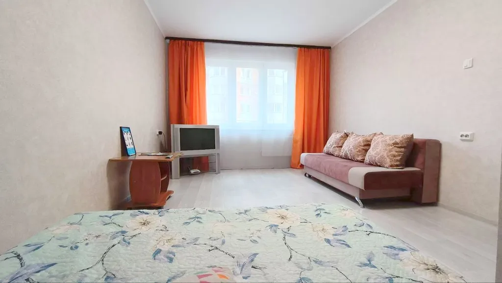 Светлая и комфортная квартира в мкр-не северный — аренда посуточно в Красноярск